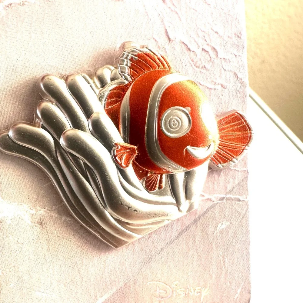 Disney Nemo 100 Celebration Pin